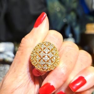 NWOT GOLDEN COCKTAIL RING SZ 6